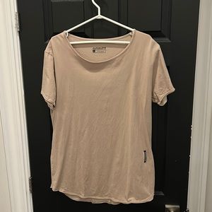 XL Alphalete scoop T-shirt